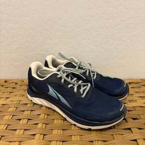 Altra Rivera 2 Running Shoes Women's 9 Navy EUC